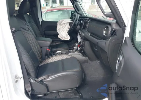 2021 Jeep Wrangler Unlimited High Altitude 4X4 z USA, uszkodzony, nr VIN 1C4HJXEG1MW597127